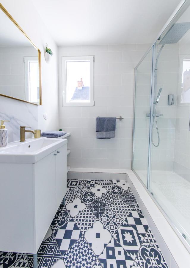 Spa & Detente - Suite Privee - Tours - Netflix Buitenkant foto
